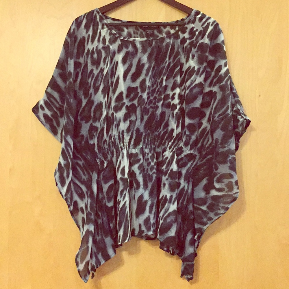 EUC Animal Print Batwing Top Sz 2X